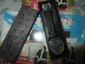 AVON LIFE WATCH - MENS with Black Strap  - Picture 1 of 1