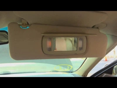 Passenger Sun Visor Illuminated Thru 5/02 Fits 99-02 AVALON 1329036 Foto 1 de 4