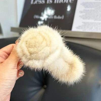 Pinza para el cabello de piel de visón real de moda para mujer garra para el cabello flor horquilla Foto 1 de 4