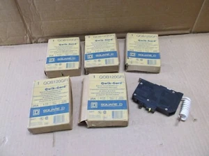 QOB120GFI Square D Nuevo en Caja 20A 1 Polo Suelo Fallos Disyuntor Gfci - Picture 1 of 4