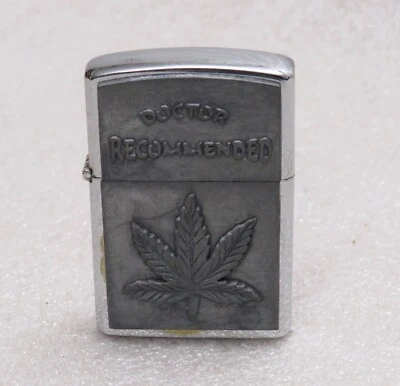 Feuerzeug GASFEUERZEUG Ahorn DOCTOR Recommended  UNBENUTZT Rarität ANTIK Top *** - Bild 1 von 4