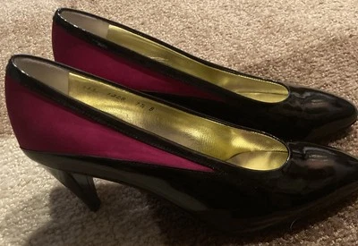 Lindos sapatos de salto pretos Walter Steiger. Tamanho 7,5 - Imagem 1 de 4