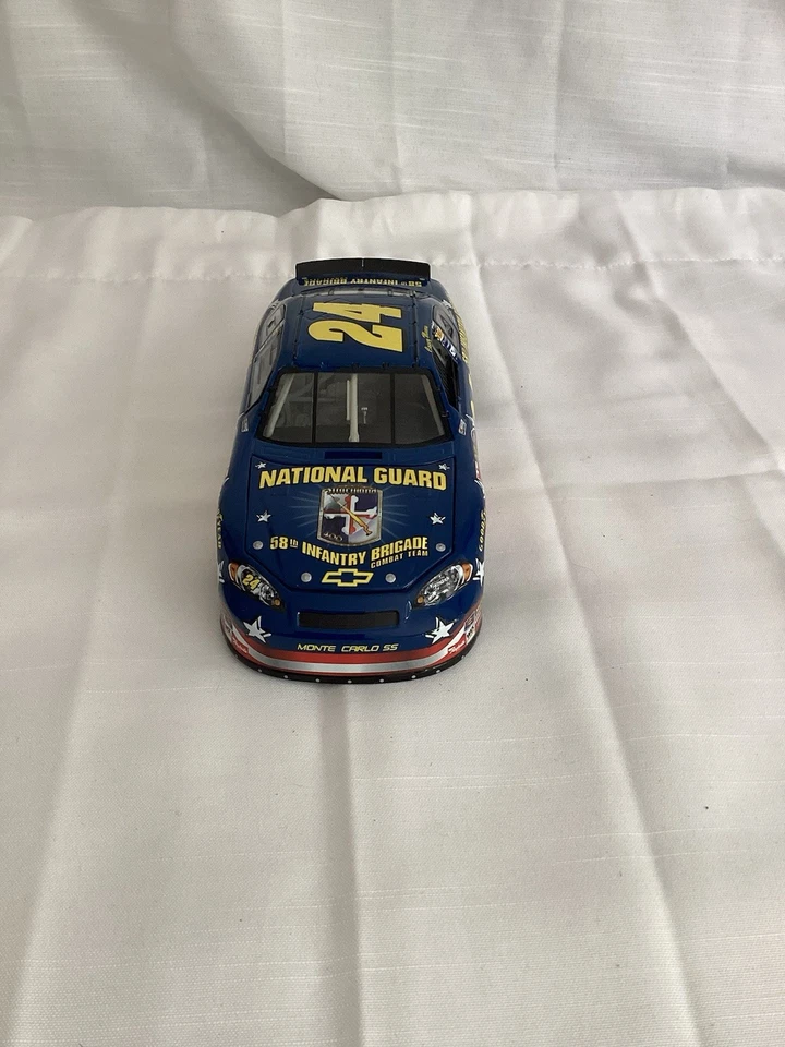 2007 #25 Casey Mears National Guard Chevrolet Monte Carlo 1:24 Diecast Model - Image 1 of 4