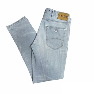 armani jeans 32