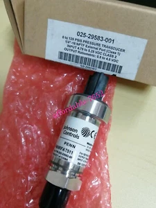 1PC New Original YORK 025-29583-001 Pressure Transducer DHL or FedEx - Picture 1 of 1