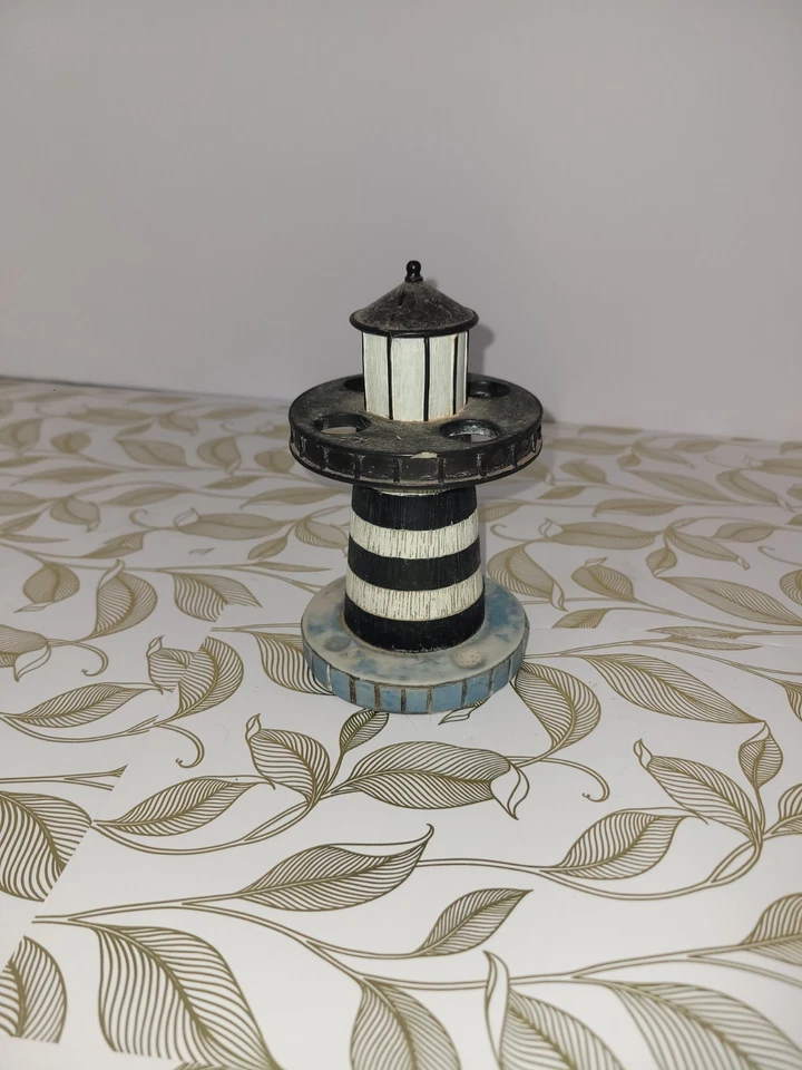 Дом синий и белый свет дерево и металл - Изображение 1 из 1