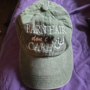 Cappello Berretto Donna Barn Hair Don't Care Ferri di Cavallo Regolabile Verde Invecchiato - Foto 1 di 4