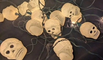 De colección Halloween Interior/Exterior Calaveras Espeluznantes Cadena Luz Lote Esqueleto Decoración Foto 1 de 4