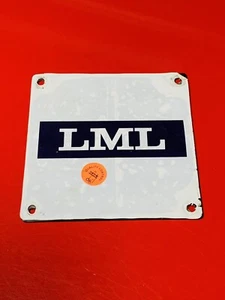 LML STAR 125 2T 4T NOS 165MM X 165MM LML SOPORTE MATRÍCULA PRENSADO DE FÁBRICA - Imagen 1 de 3