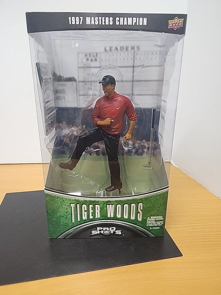 Tiger Woods Upper Deck Pro Shots 2000 PGA 1997 Masters Champion Tw2