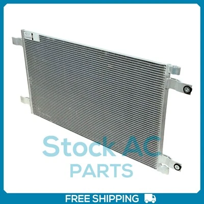 Condensador de CA compatible con Kenworth T2000, T700, T800 / Peterbilt 367, 384, 386, 38... QR Foto 1 de 4