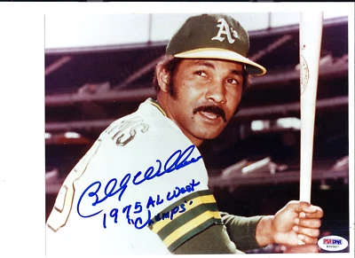 Autographed 8X10 photo of HOFer Billy Williams with COA from PSA/DNA. Nice shot. - Image 1 of 2