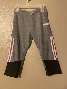 Adidas Little Girls 3-Stripe Color Block Capri Leggings, Size M 10/12 - Picture 1 of 3
