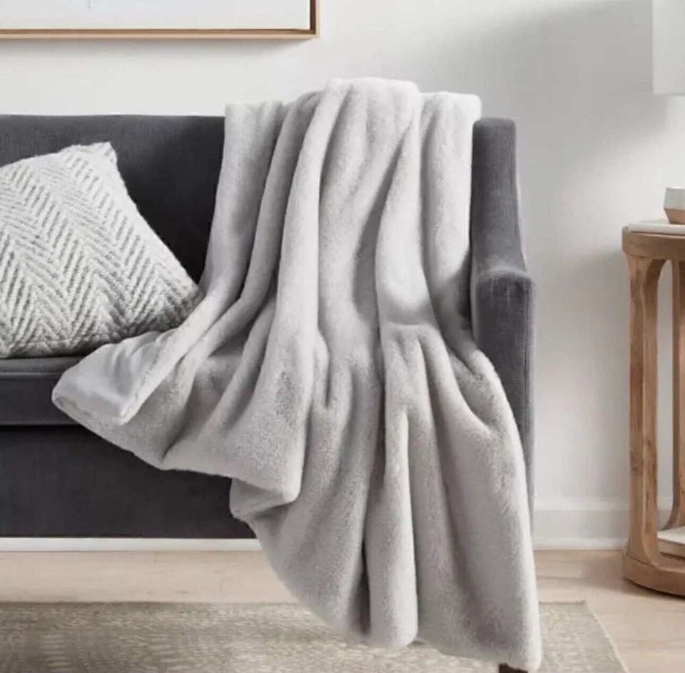 Threshold Faux Rabbit Fur Reversible Throw Blanket 50x60 Light Gray