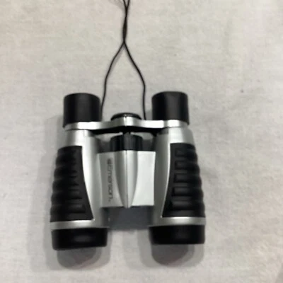 Binoculares recubiertos UV Emerson con bolsa protectora óptica color rubí Foto 1 de 4