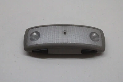 2015 VOLVO XC60 T5 LÂMPADA DE LEITURA INTERIOR TETO 39826651 FABRICANTE DE EQUIPAMENTO ORIGINAL 12 13 14 15 16 17 - Imagem 1 de 4