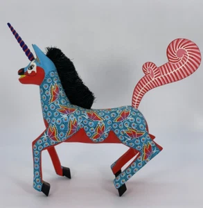 Statuina animale spirito arte popolare unicorno intagliato a mano Messico vintage Fam Jiminez Ojeda - Foto 1 di 17