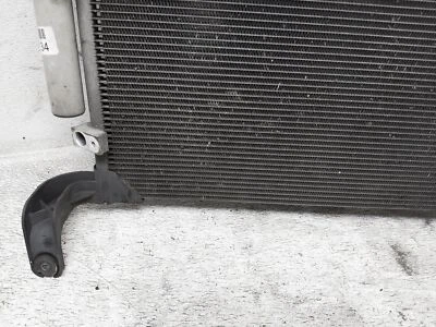 Toyota Tacoma 2016-2023 2,7 L aire acondicionado aire acondicionado condensador *algunas aletas dobladas Foto 1 de 4