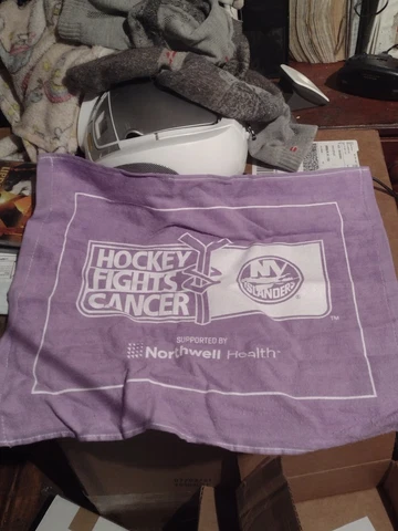 NEW YORK ISLANDERS RALLY HAND TOWEL HOCKEY FIGHTS CANCER PURPLE BRAND NEW Cover