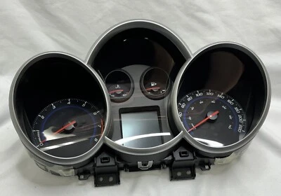 Cuadro de instrumentos velocímetro GM GENUINO OEM 95129377, 2013-16 Chevrolet Cruze Foto 1 de 4