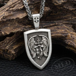 Archangel Saint St Michael Medal Shield Pendant Necklace Stainless Steel Chain - Picture 1 of 11