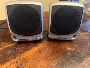 Silber Panasonic RP-SP35 Aktiv Lautsprechersystem links und rechts getestet & funktioniert - Bild 1 von 9