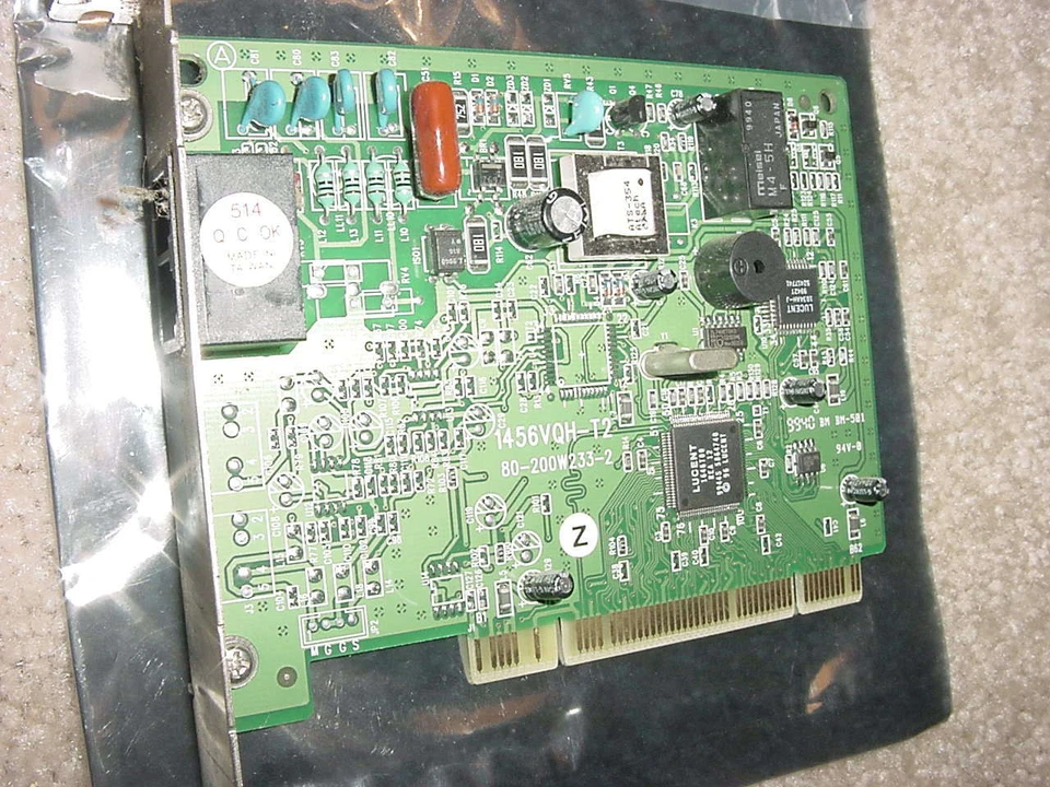 Compaq - 56K - V90 - PCI Modem Card - 146803-001 - Image 1 of 1