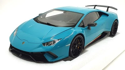Autoart масштаб 1/12 литая модель 12077 — Lamborghini Huracan Performante — синяя - Изображение 1 из 4