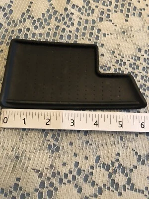 Saturn L100 L200 L300 2000-2005 consola central bandeja de goma 22671520 Z4658 Foto 1 de 3