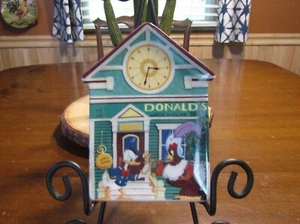 Reloj y reloj Bradford Exchange vintage Disney Village Donald 1997 placa - Imagen 1 de 4