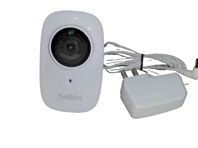 Belkin NetCam HD Wi-Fi Camera with Glass Lens and Night Vision (F7D7606) - Image 1 of 4