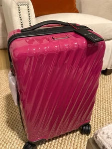 TUMI 19 Degree International Carry On Suitcase Spinner Expandable Fuchsia Pink - Picture 1 of 10