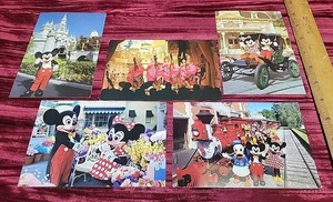 5X WALT DISNEY WORLD POST CARD LOT VINAGE MICKEY MINNIE DONALD AS FOUND AWESOME - Picture 1 of 6