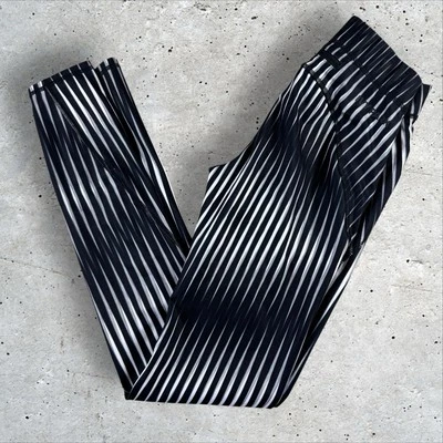 IVY PARK Kaleidoscope Full Length Workout Leggings Black White Beyoncé Sz XS - Image 1 of 4