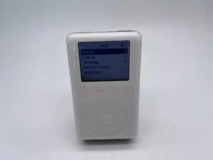 Apple iPod Classic 3rd Generation White 40GB A1040 FULLY WORKING/FREE SHIPPING - Picture 1 of 8