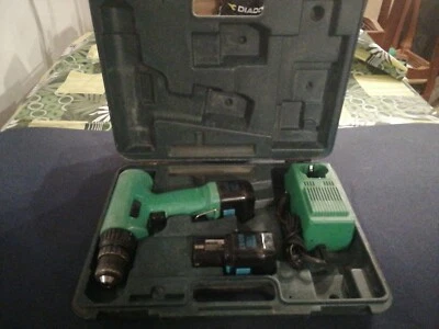 HITACHI Avvitatore Mod. DS-- Valigetta Alimentatore Universale 2 Batterie EB12B  - Immagine 1 di 4