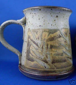 BEECH MOUNTAIN POTTERY Australia STONEWARE POTTERY Coffee/Tea MUG VG - Australia - Picture 1 of 4