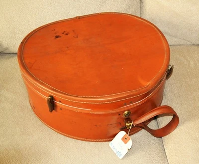 VTG  Samsonite 4620 Luggage Round Leather Hat Box 18 x 16 x 7 - Image 1 of 4