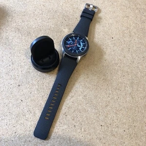 Samsung Galaxy Watch SM-R805 46mm GPS Cellular LTE Unlocked w Heart Rate Monitor - Photo 1 sur 11