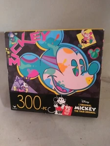 Mickey mouse 300 Piece Puzzle....11x14in.....Sealed - Picture 1 of 1