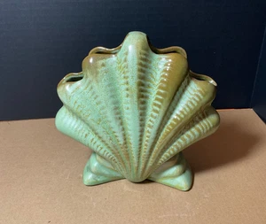 Frankoma Prairie Green Clam Shell Vase Ada Clay #54 - Picture 1 of 10