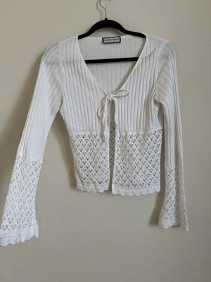 Suéter Americano Vintage Y2k Blanco Tejido Crochet Encaje Corbata Frontal Talla M Foto 1 de 4