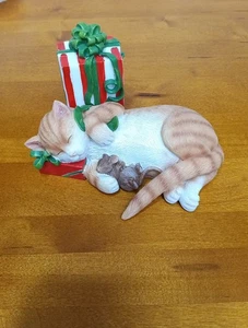 Lenox "Kitty's Christmas Nap" Figur orange & weiß Tabby Katze mit Maus - Bild 1 von 7
