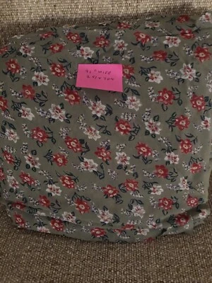 Tela de rayón con estampado floral de alta gama Foto 1 de 4