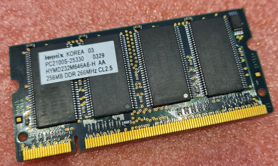 Hynix HYMD232M646A6-H  256MB DDR PC2100S 266MHz  SODIMM 200-pin - Image 1 of 1