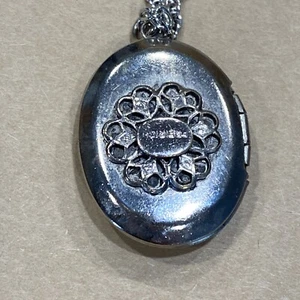 Vintage Freirich Silver Tone LOCKET and 36" Chain Signed - Picture 1 of 11