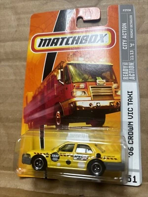Matchbox '06 Crown Vic Taxi #51 City Action P2958 V46 - Image 1 of 2