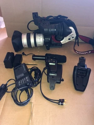 CANON XL1 S 3CCD DIGITAL VIDEO CAMERA CAMCORDER WITH CASE - Image 1 of 4