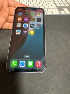 Apple iPhone 11 - 128GB - Unlocked, Fully Functional, Free Shipping! - Zdjęcie 1 z 13