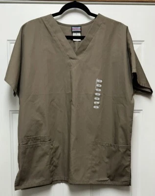 New Cherokee Workwear 4700 Women's V-Neck 3 Pocket Scrub Top Size Medium Brown - Image 1 of 4